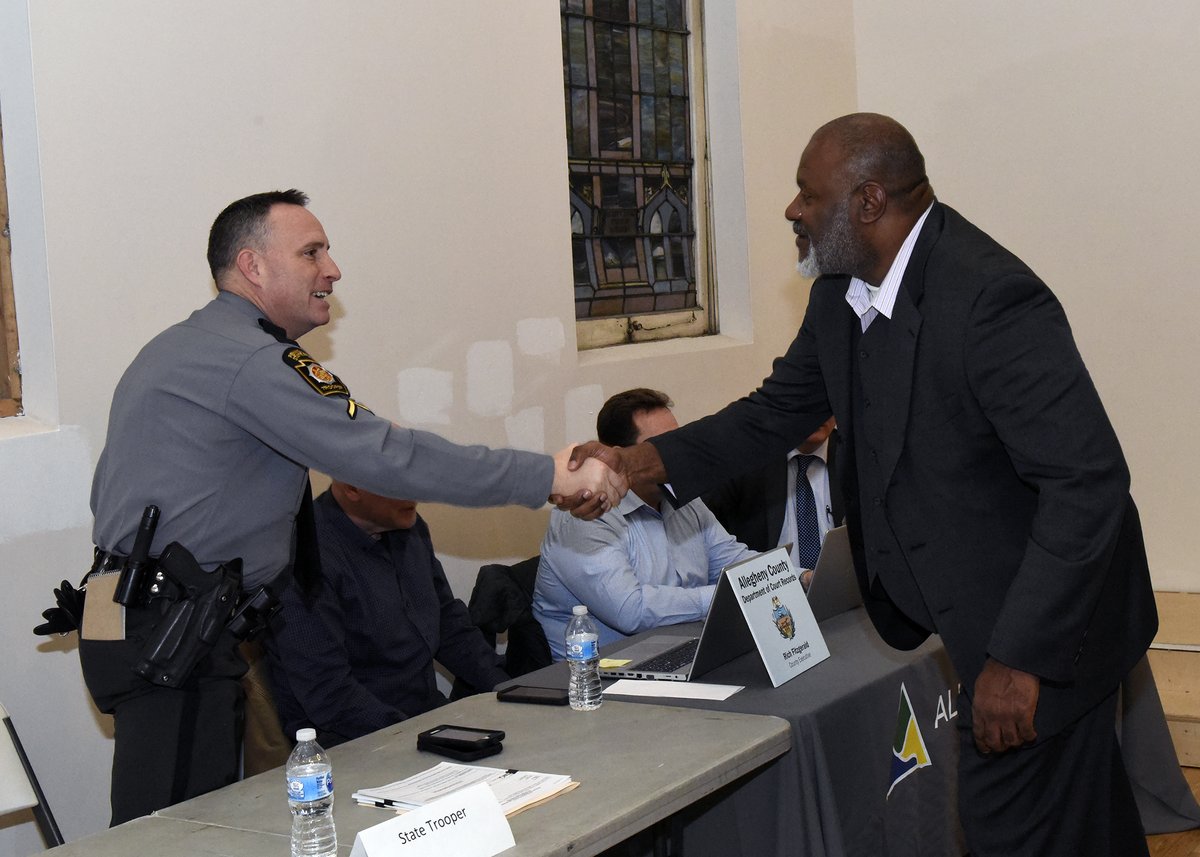 RepWheatley's tweet photo. I co-hosted a #Pathways2Pardons event with @RepSummerLee to streamline the process of pardons and to assist those who are eligible. #pardonprocess #WorkingForYou https://t.co/sC5Hsf3WeZ