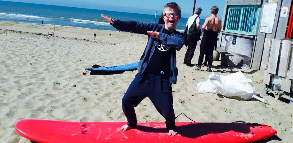 Splitagift's tweet image. Welkom SURF PROJECT bij #splitagift! Super om kids met #DownSyndrome #autisme of #ADHD kennis te laten maken met surfen! Binnenkort een #celebration? #support hun via #splitagift &amp;amp; #MakeADifference
splitagift.com/charity/surf-p…
Want #sharingiscaring #gifts #charity #surfproject