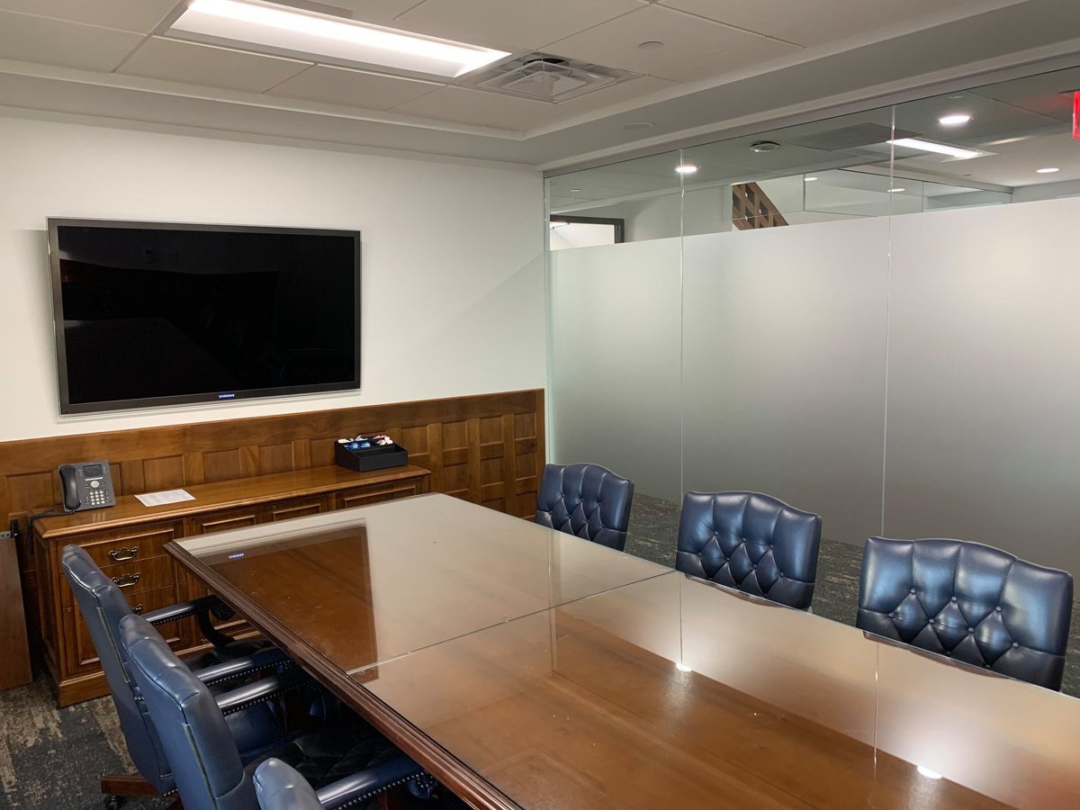 ChiefConst54's tweet image. Our Lincoln team recently finished a new look for the Cline Williams law office at their Lincoln location. This 29,000 square foot remodel project entails three floors of the U.S. Bank building in downtown Lincoln. #ChiefConstruction #LeadLikeChief