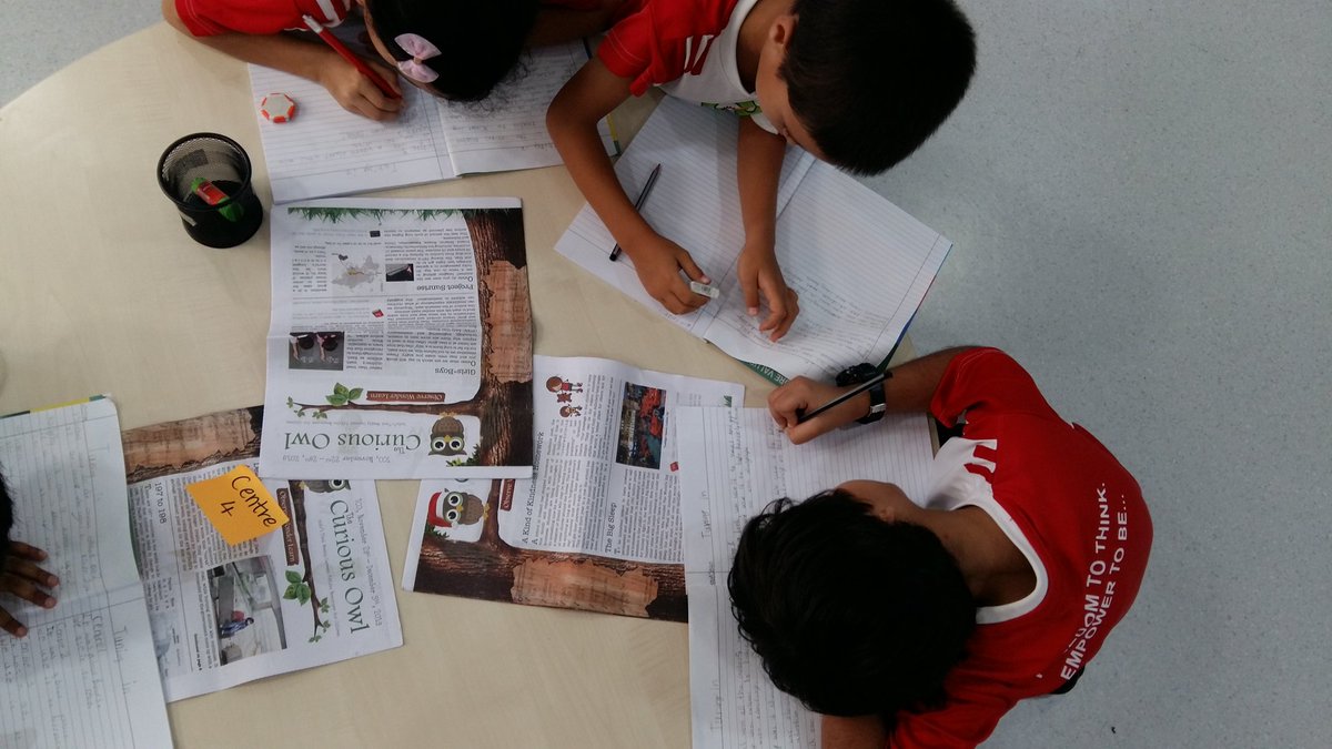 AksPagar's tweet photo. Media a powerful tool, Ss identified and shared their prior knowledge on how different tools are used for communication in our life #howweexpressourselves @nehapeddi @shamal_merchant @nehaminda @ois_primary https://t.co/lSUsECVCwC