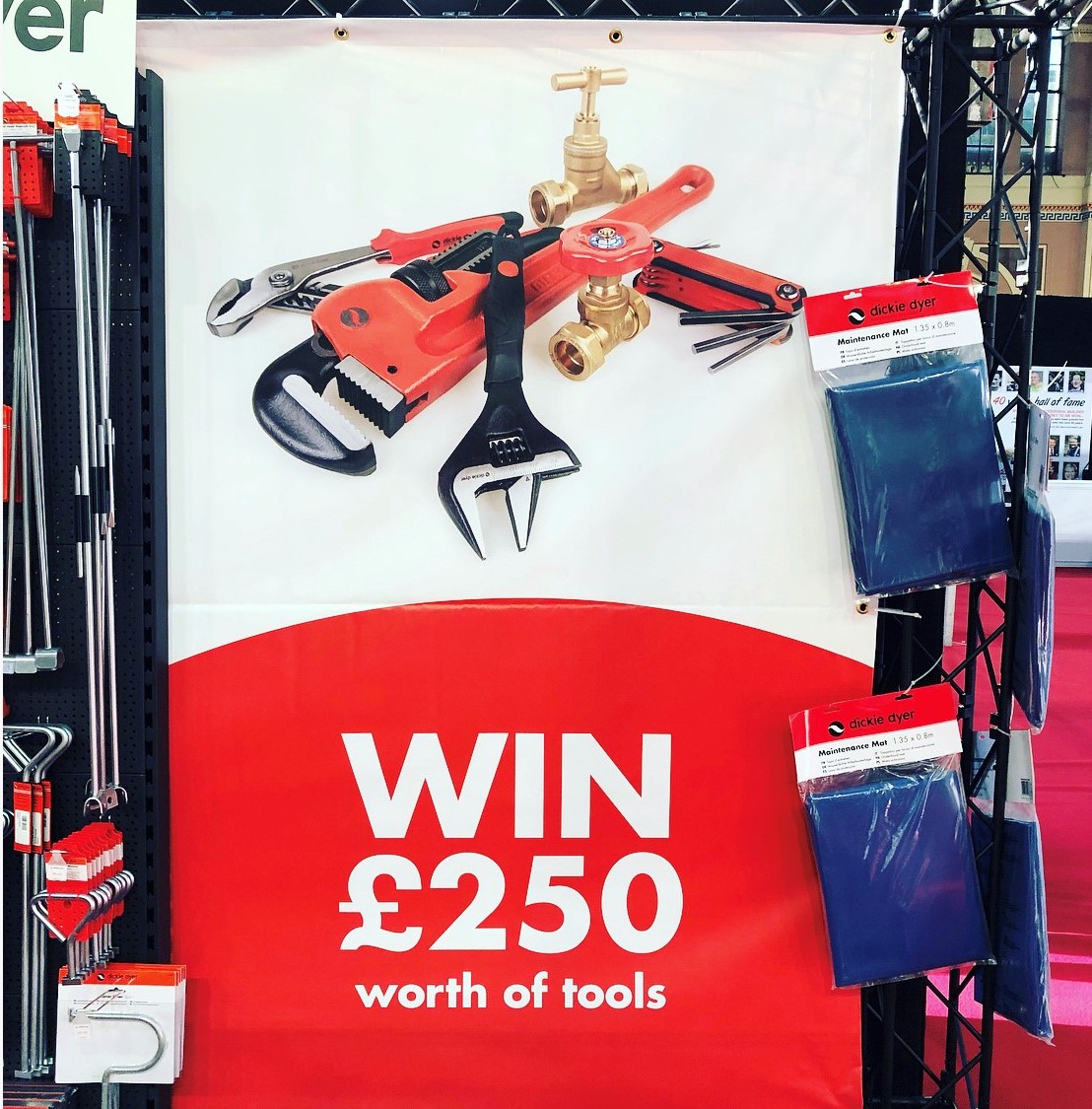 HIPMagazine's tweet photo. .@dickie_dyer will be at #Plumbexpo at the end of the month! Visit their stand at Alexandra Palace on the 29th or 30th Jan and enter their competition to WIN £250 worth of tools! #dickiedyer #plumbexpo #plumbing #london https://t.co/oMpj6SUHTc