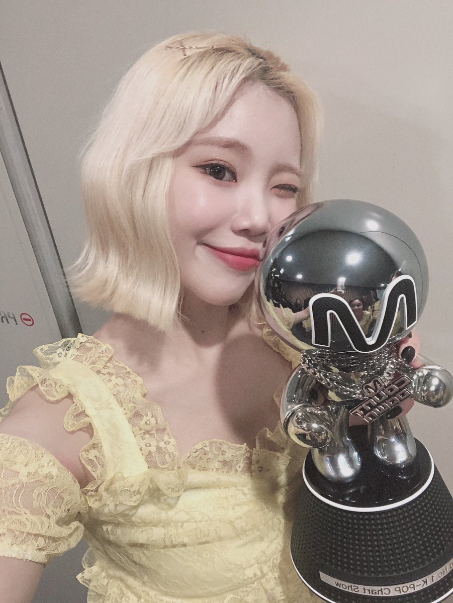 hphp_momoland's tweet photo. 金髪ショートのジュイが可愛すぎてまじて好きだから少しの間はこれでいてくれってめっちゃ願ってる^_^💛💛💛 https://t.co/diKhLTpiDO