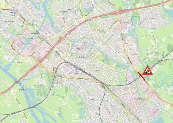 Vanaf 19u sluiten we de Ceintuurbaan af thv de spoorkruising. We slopen het fietsviaduct aan de zuidzijde en bouwen in fasen het nieuwe spoor- en fietsviaduct. Maandag 06u is de weg weer open, maar wel met een rijstrook minder per rijrichting en een tijdelijke slinger in de weg.