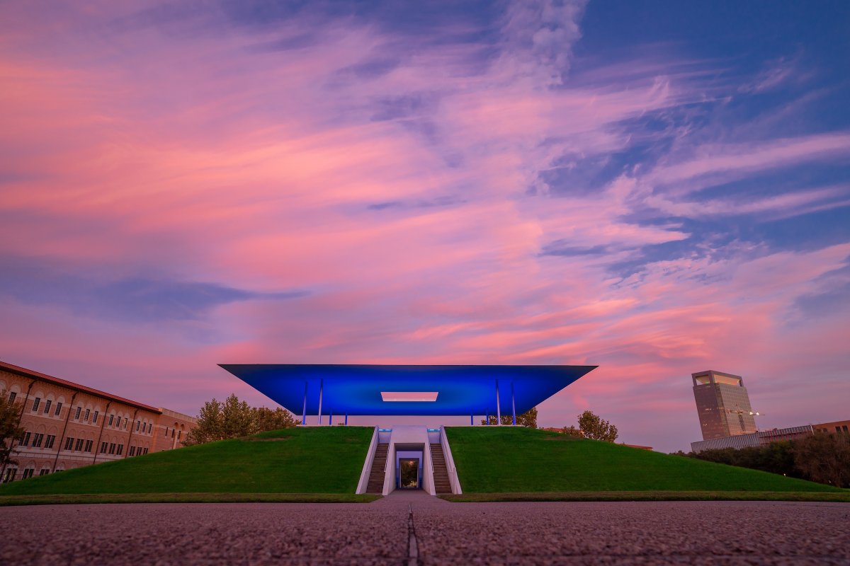 RiceUniversity's tweet photo. It's been so quiet on campus while the Owls have been away. https://t.co/I6HPpcrKNS