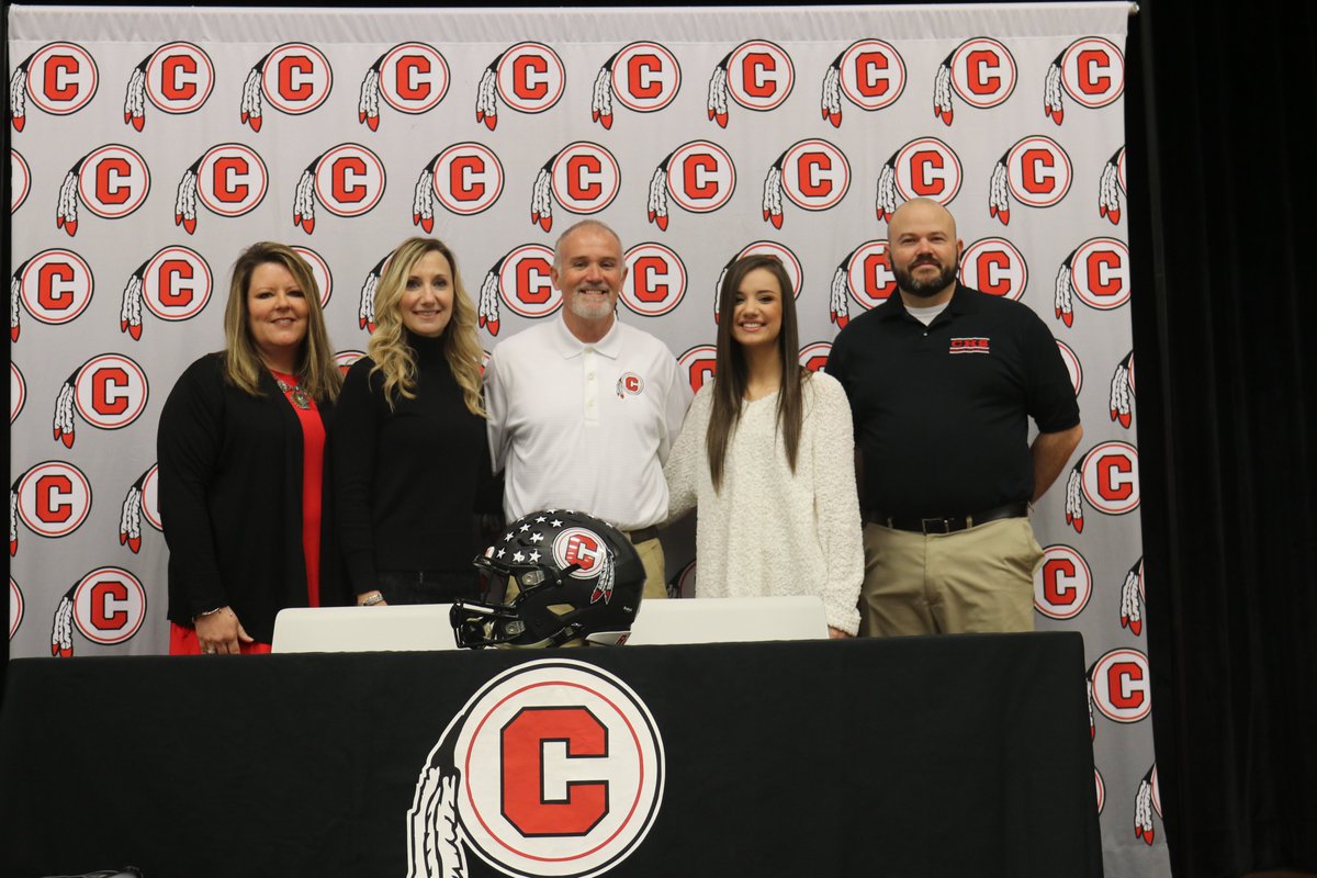 CHS held a press conference this morning to welcome new head football coach Shawn Peek. We are proud to have Coach Peek heading up our program. We welcome him and his family and we look forward to working with him. #ChattoogaStrong