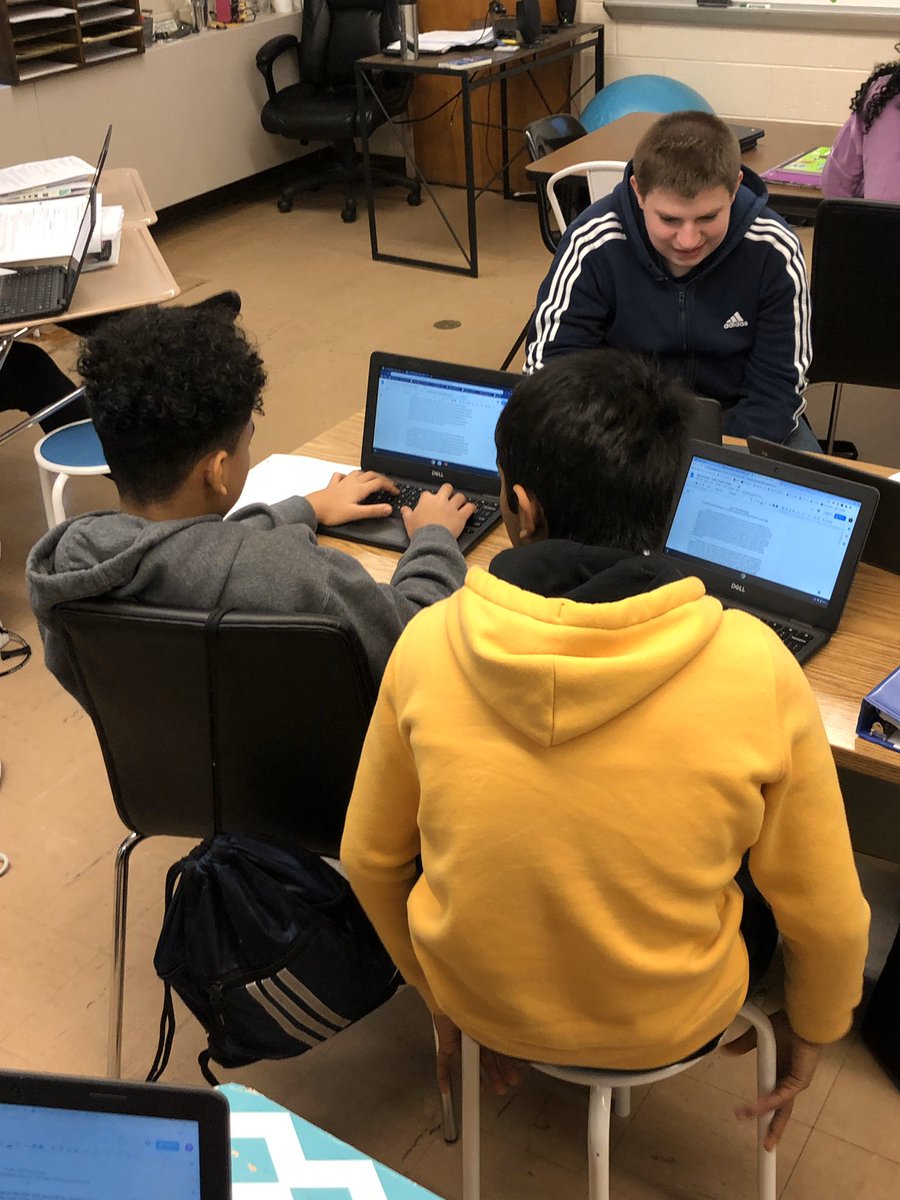 Miss_Gagliardo's tweet photo. Peer revisions during Writing Workshop today! It is exciting and inspiring to see kids guide and help each other to be better writers #WritingCommunity #WritingWorkshop #PeerRevising https://t.co/rJaHlwd6se