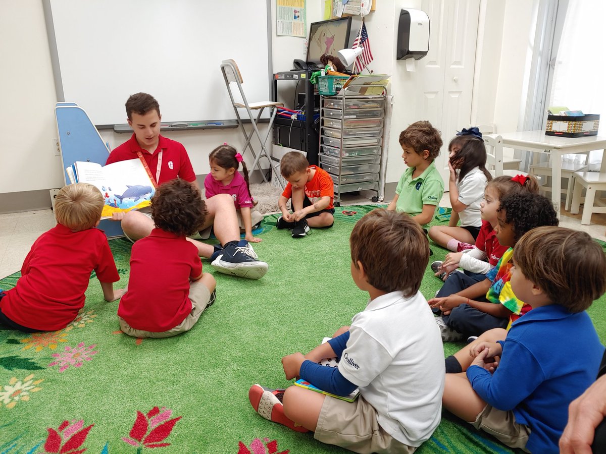 Reading to @Leona_Heinrich PK class about a fish school field trip #gslearning