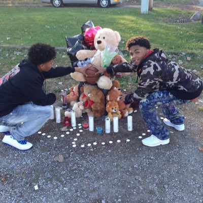 Gyungin_'s tweet photo. #FMBs shit aint the same & #RIPRIQ$ 💔 https://t.co/5YBxk8mfu8