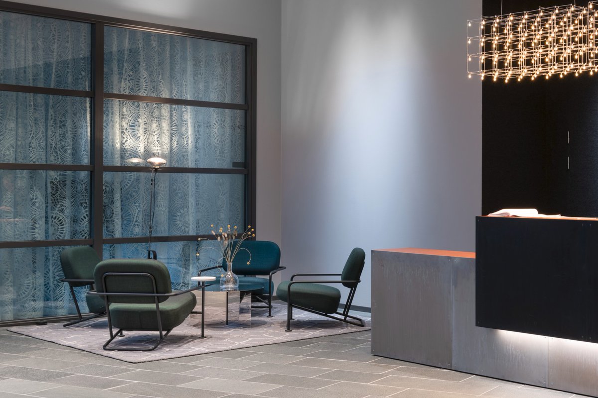 blastation's tweet photo. Dent, Åhus and BOB at Arcam EBM's new and inspiring Center of Excellence!

"It contains all parts of the business from production, office workplaces, training, laboratories, warehouse/logistics and break areas."

Peace, Love and Good Design https://t.co/sGhJ0E2jGc
