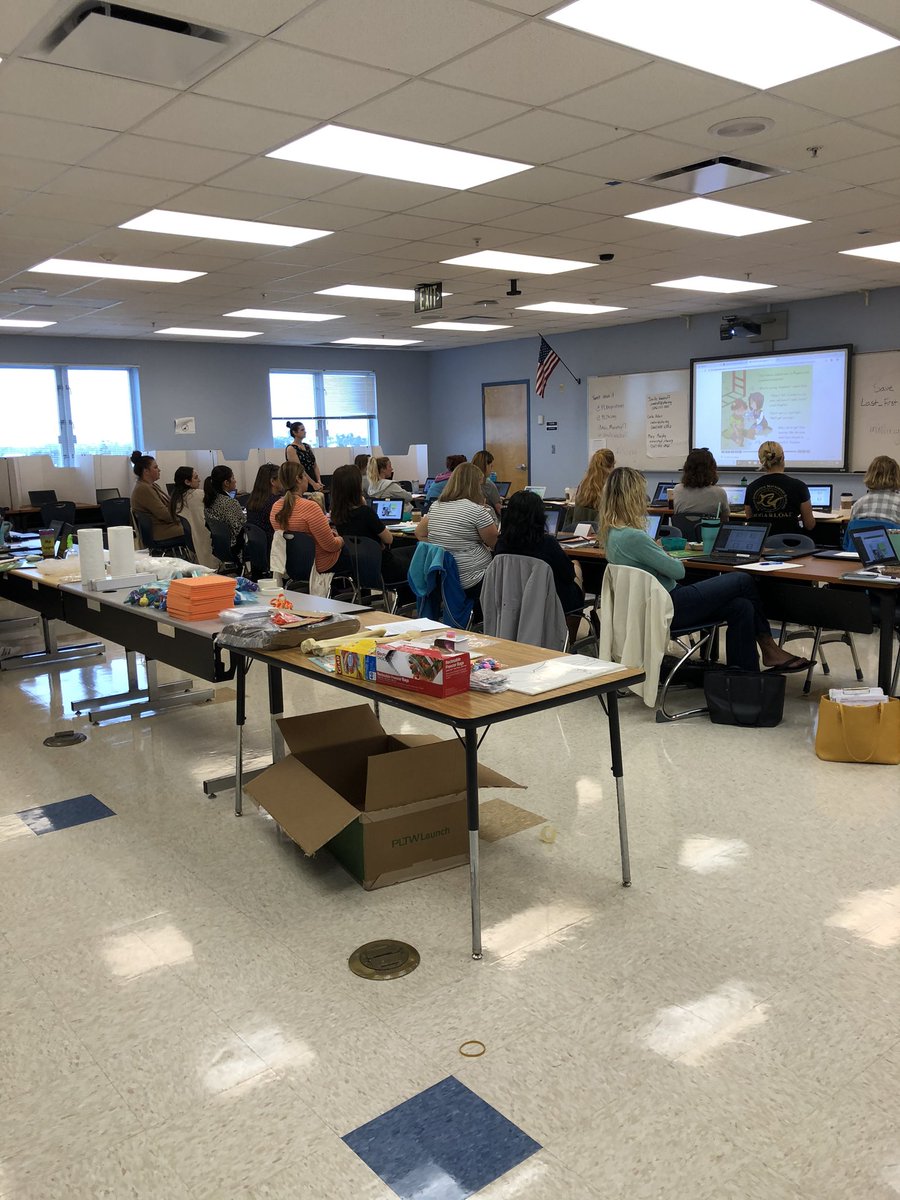 flkeysstem's tweet image. District Transformation in progress! 21 K-5 teachers from across Monroe County School District @keysschools are getting certified in @PLTWorg Launch program, bringing PLTW Launch to all our elementary schools!