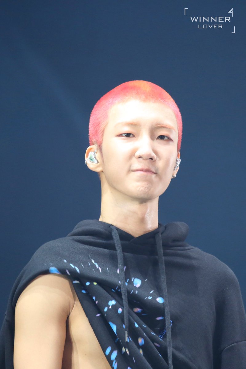 winner4lover's tweet photo. 생일 축하해요~
내 사랑 
❤️💜🧡💛💚💙💗
나의 별
🌟🌟🌟🌟🌟
@official_hoony_ 
  #위너 #WINNER
 #이승훈 #HOONY https://t.co/1UAdH2RoxQ