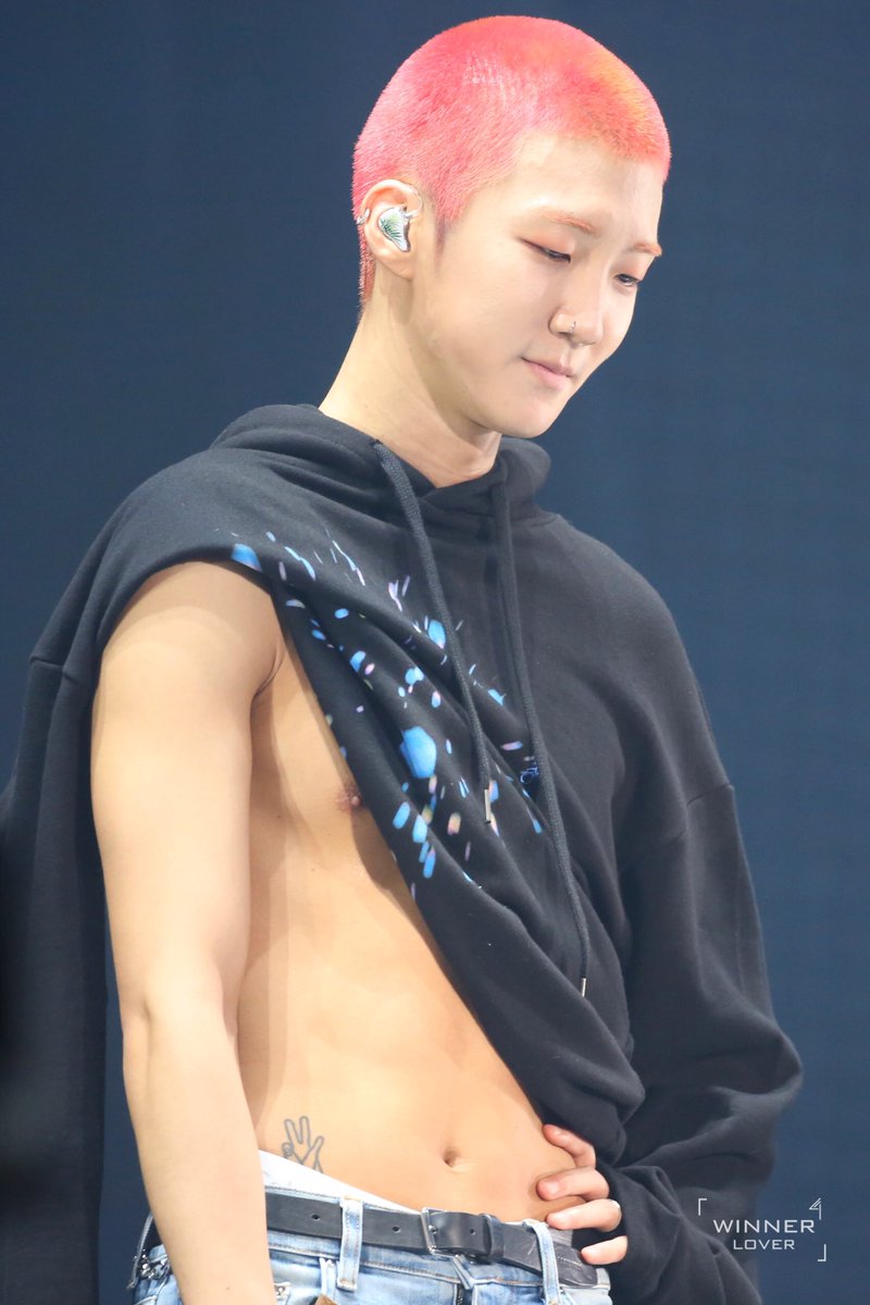 winner4lover's tweet photo. 생일 축하해요~
내 사랑 
❤️💜🧡💛💚💙💗
나의 별
🌟🌟🌟🌟🌟
@official_hoony_ 
  #위너 #WINNER
 #이승훈 #HOONY https://t.co/1UAdH2RoxQ