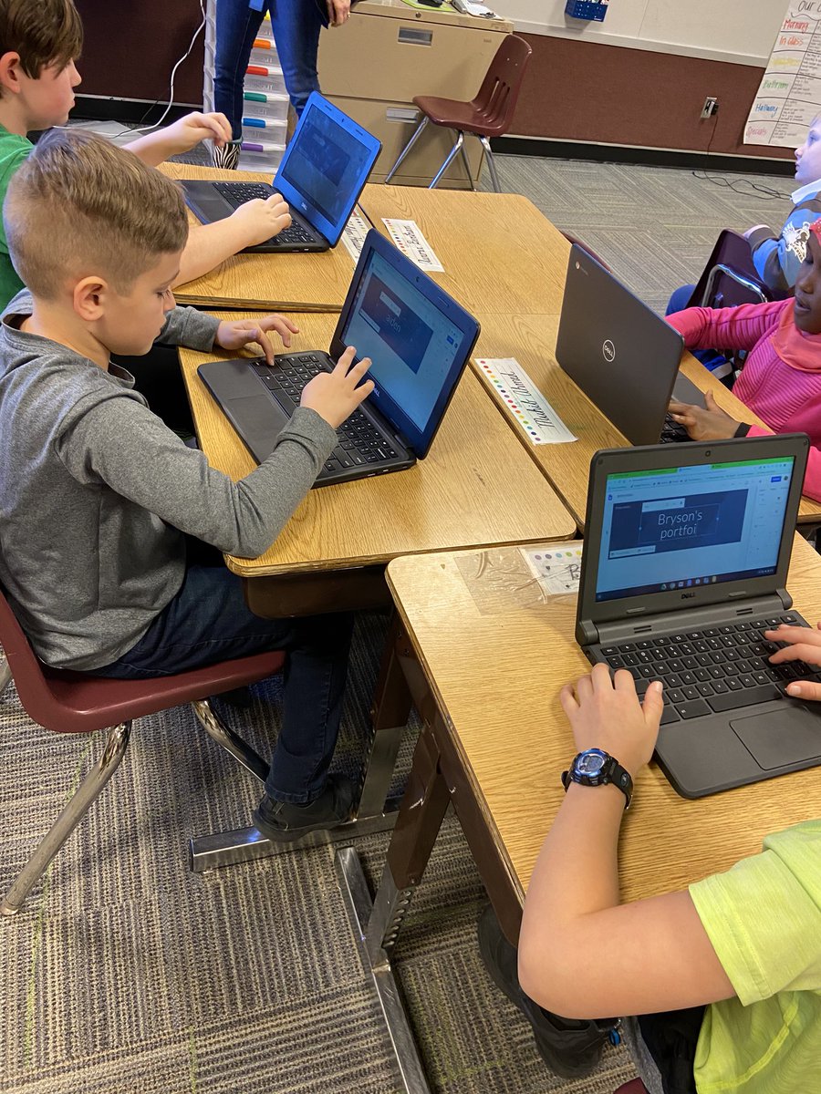 Mrs. Flygare tweet media