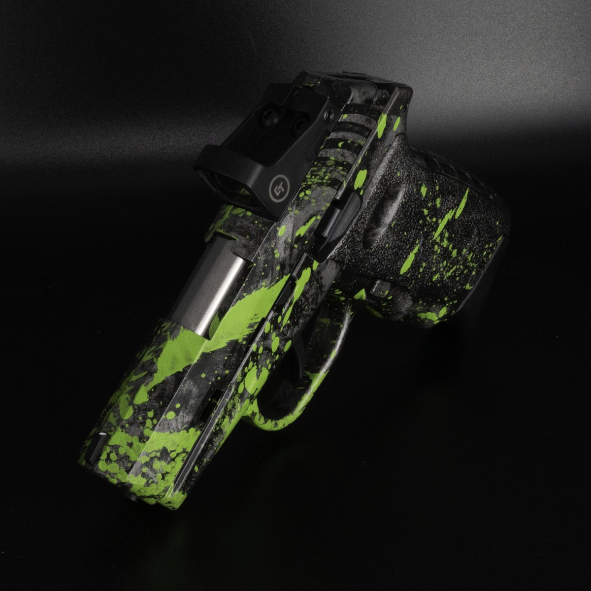 YgunsScc's tweet photo. SHOT Show is right around the corner! This year, we'll be giving away these one-of-a-kind cerakote #SCCY pistols! One lucky winner will be chosen each day of SHOT. Enter daily now through January 24th for your chance to win! https://t.co/xYfe7dWRLn https://t.co/KI7lid7jd5