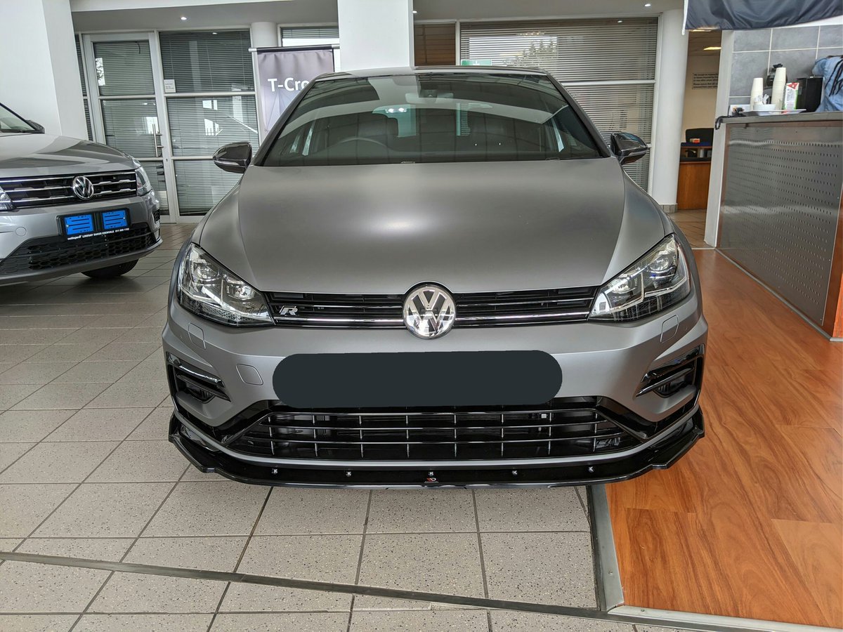 WandiieM_'s tweet photo. My first caaaaaar😭😭😭😭❤ God is good❤ her name is Owami❤ https://t.co/FyzVrYxxGf