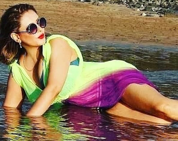 like2in's tweet photo. Prostitution Racket Busted From Goregaon Five-Star Hotel; Arhaan Khan’s Ex-Girlfriend Amrita Dhanoa Arrested - Amrita Dhanoa recently came to news as she had filed a complained against Arhaan Khan — Big Boss 13's one of the most talked-about  #amritadhaoa https://t.co/WXJwEbr82B https://t.co/bkzCmWHErv