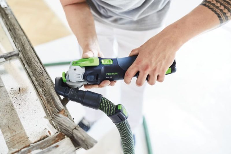 ProToolReviews's tweet photo. The #Festool Vecturo is going cordless and it's now using a Starlock interface!
#powertools #ptrfes20 #multitool
https://t.co/SEGBZjdrKE https://t.co/e4a58GBstd