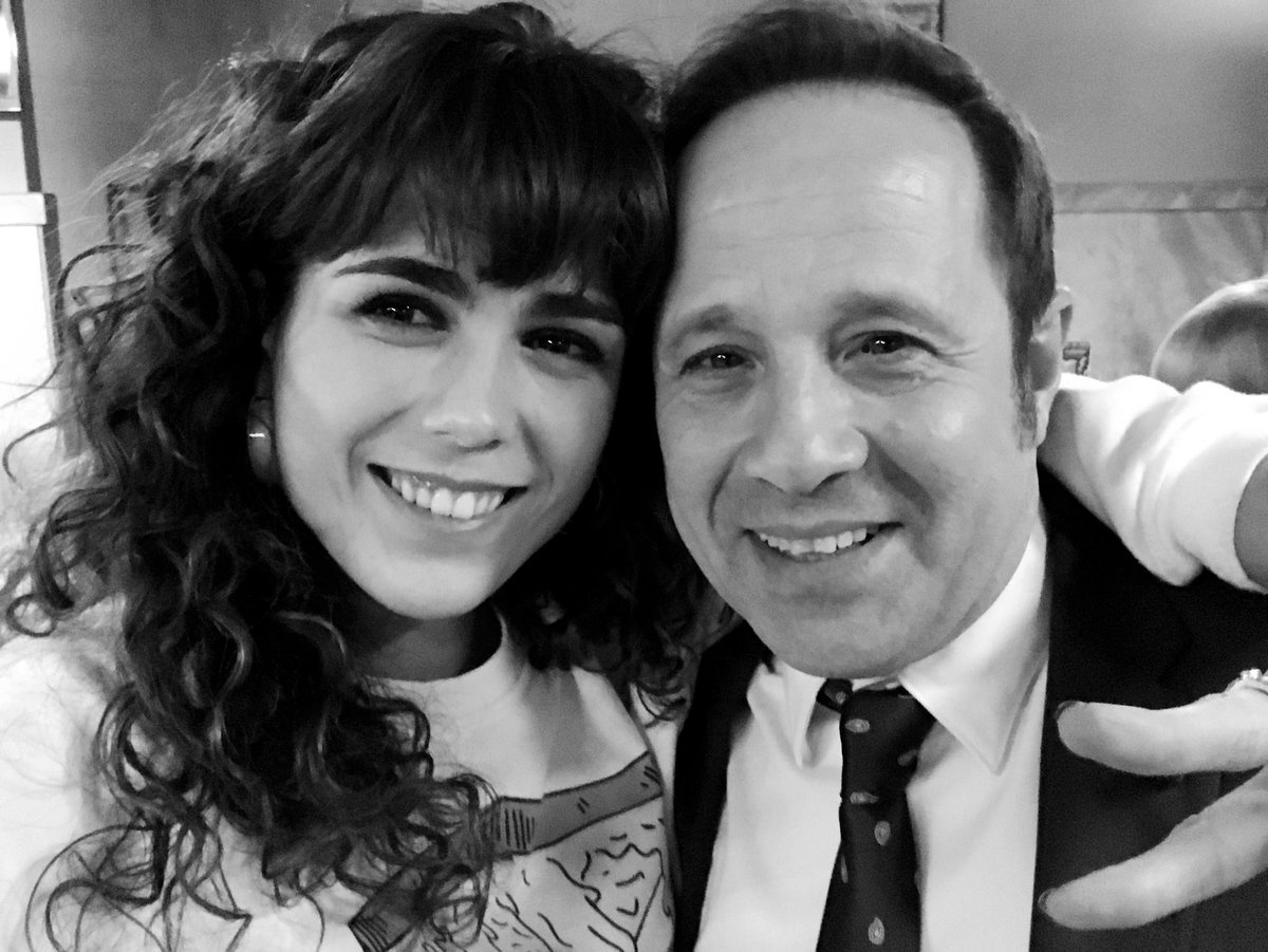 _SandraMartin_'s tweet image. Pero PERO!! Gracias a todos!!! ❤️🎂❤️  que bonito compartir día con este GRANDE @PatxiFreytez y además hacerlo trabajando con mi familia @SyP_tve