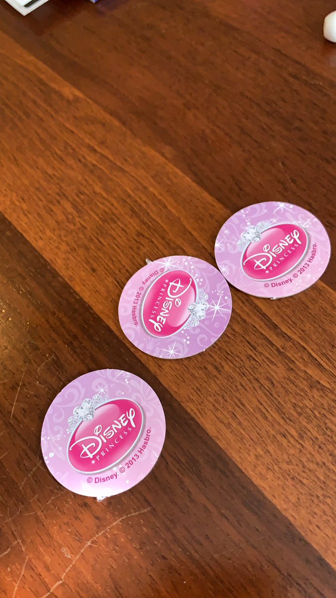 PsyBirdyTwitch's tweet image. @Hasbro So, I fully realize this game is a cash grab but man, this is a huge disappointment that the backs of the tokens are not uniform because it is easy to cheat when everyone knows what colors go to your princess. :(
#disappointed #badgamedesign