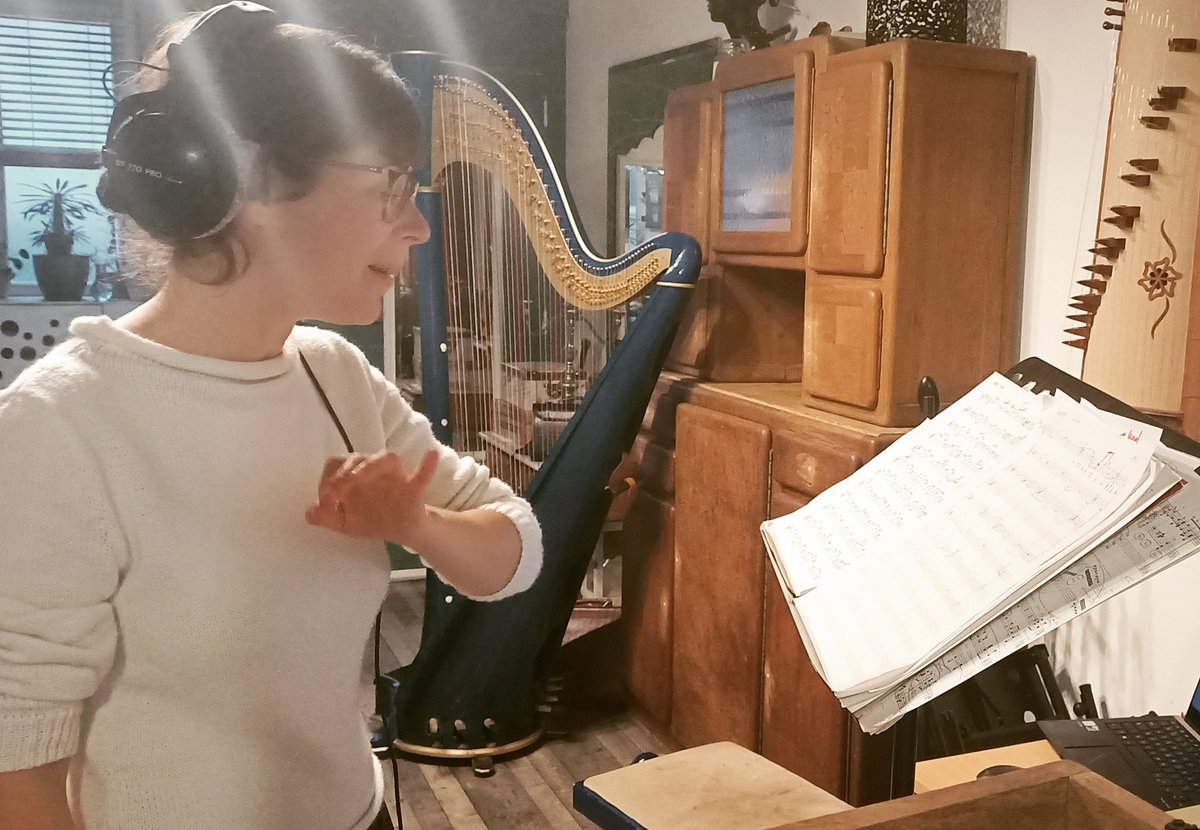 isaac_mael's tweet photo. Enregistrements du jour! Avec Marie Russo !!
👍🥰💙
#swirl2020 #swirl #newalbum #newsong #newalbumsoon #maelisaac #duo #choir #femalechoir #lyric #opera #voicelyric #marierusso #aaa #ahh https://t.co/ESK6t2GG6j