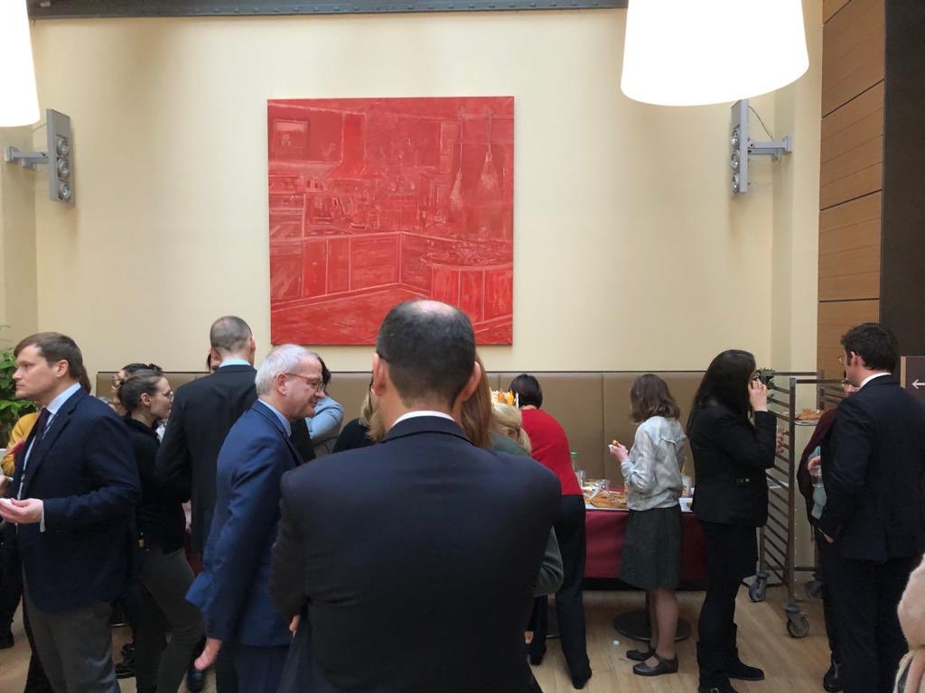 Ravi de présenter aujourd’hui mes voeux aux collègues de la #DRH du #ministère_des_affaires_étrangères et à la directrice générale de l’administration. Voeux que j’étends avec grand plaisir à nos collègues du réseau et à nos amis de la #communauté_des_Français_de_l_étranger.