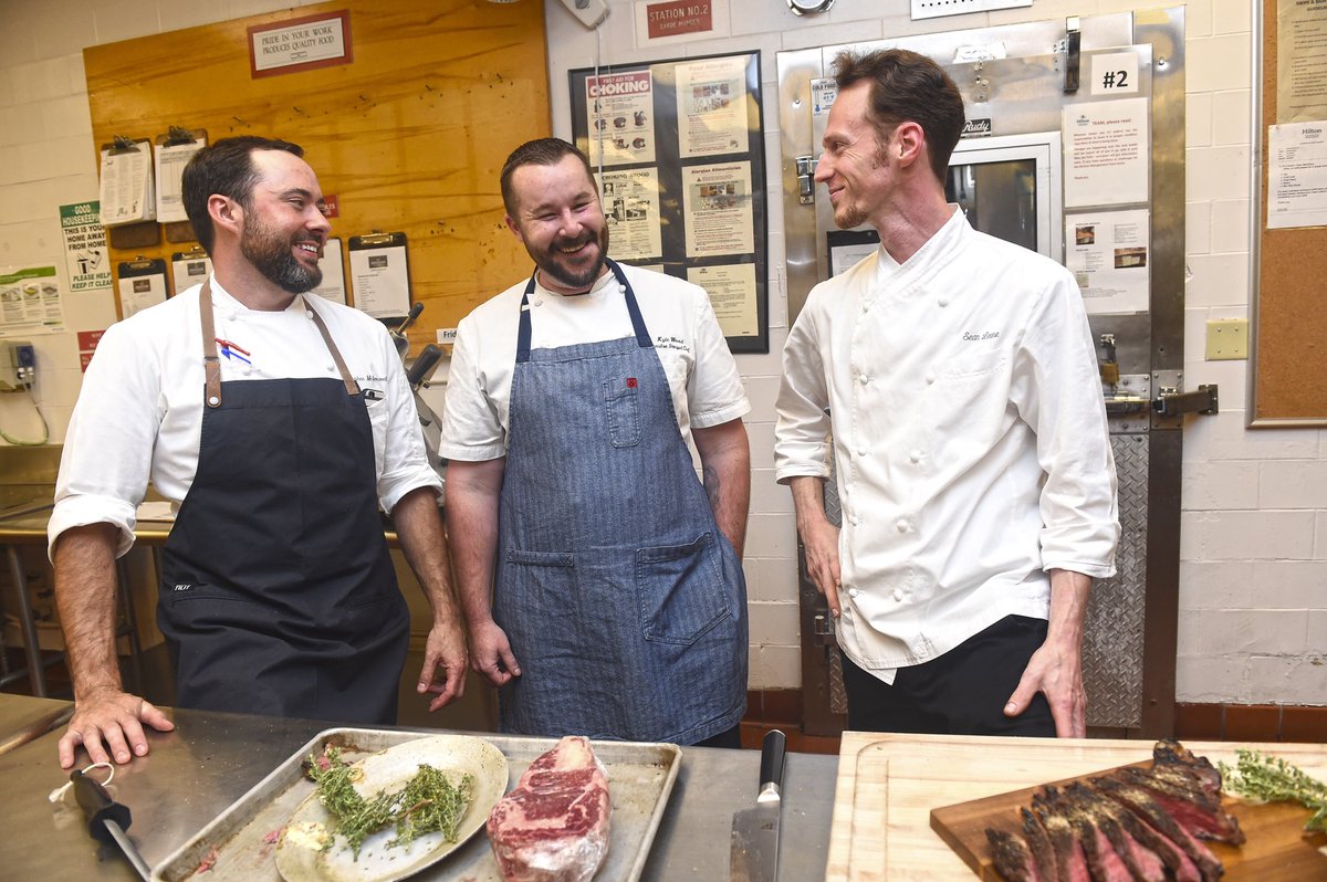 It takes a talented team of chefs <a href="/HiltonSFUnionSq/">Hilton San Francisco Union Square</a> and <a href="/UrbanTavern/">Urban Tavern</a> to bring it to the table. 👨🏼‍🍳 <a href="/LeoneSean/">Sean leone</a> @southern_chef_86 @chefsmcdowell
urbantavernsf.com