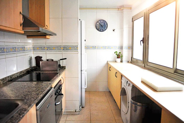 TwoKeysBCN's tweet image. Se vende espectacular ático amueblado en Gorg, Badalona. Excelente ubicación, se encuentra a 5 minutos del metro y del autobús, supermercados y farmacias, a 8 minutos del ayuntamiento,a 10 minutos de la playa y del tren

REF.: 1339