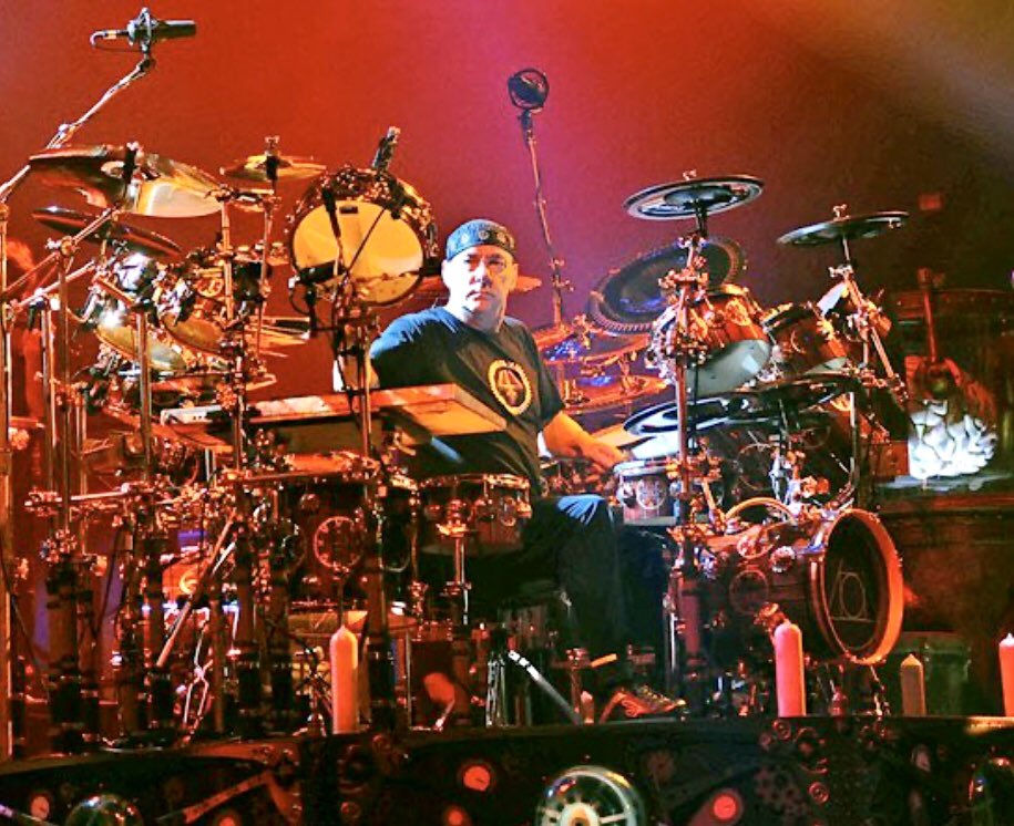 JRJonRoberts's tweet image. Perhaps one of the greatest. RIP #neilpeart spent weeks of my life listening to what you made. Music will last.