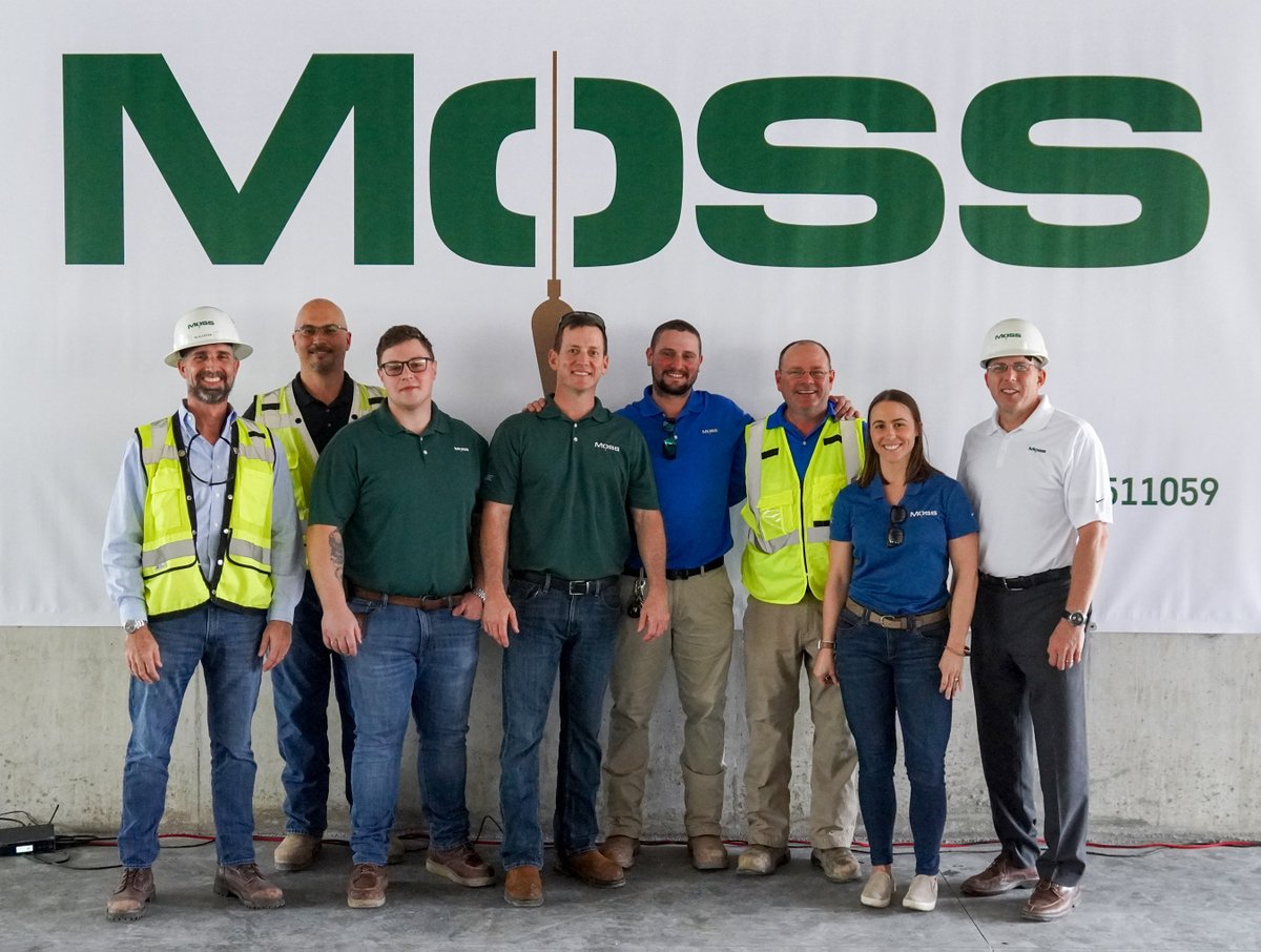 We’ve topped out at Plantation Pointe, a 144,000-SF office building located in Plantation, FL! The event was a celebration of the team’s success. Thank you to our trade contractors, this important milestone could not have been accomplished without your dedication. #MossCM