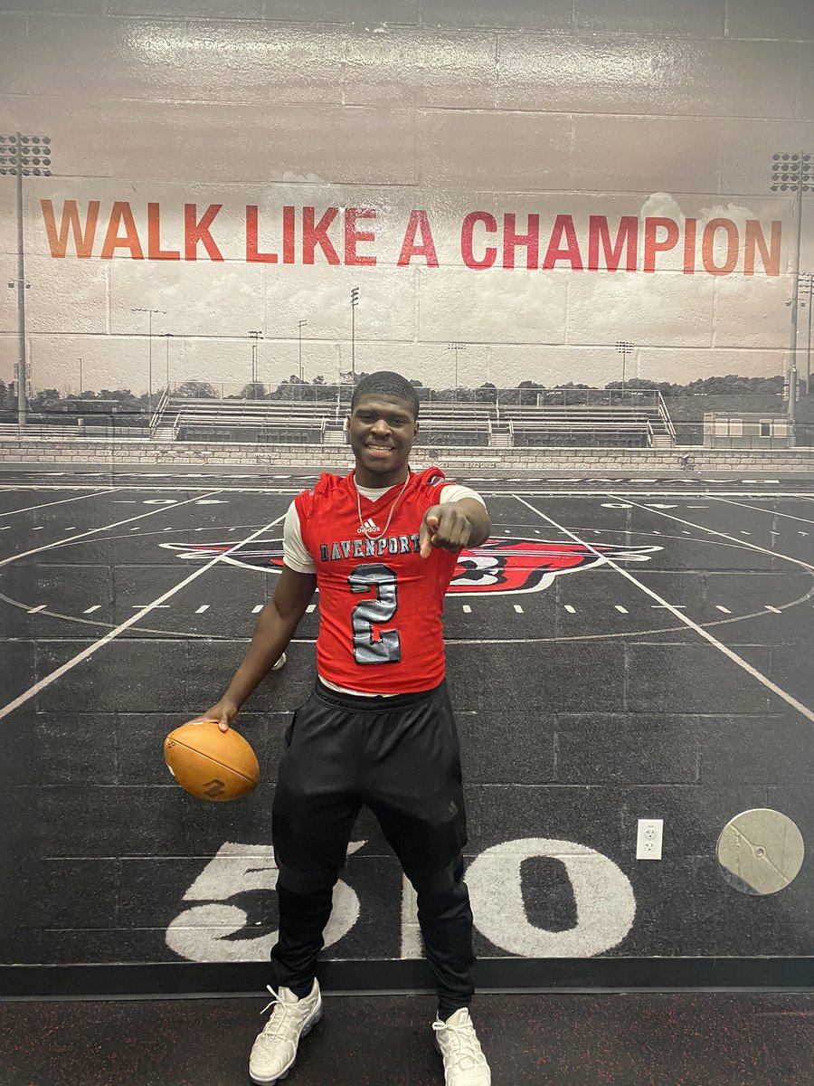 reem__w_'s tweet photo. Humbled to announce I’ve received an offer from Davenport University❗️⚫️ https://t.co/7tHbrd6pZH