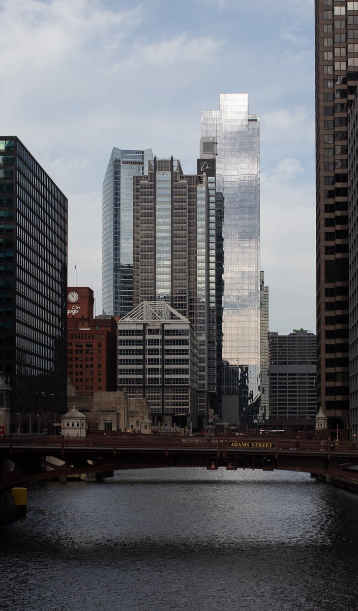 mcgilleric_'s tweet photo. a few pictures from chicago. https://t.co/VAPq6PljIS