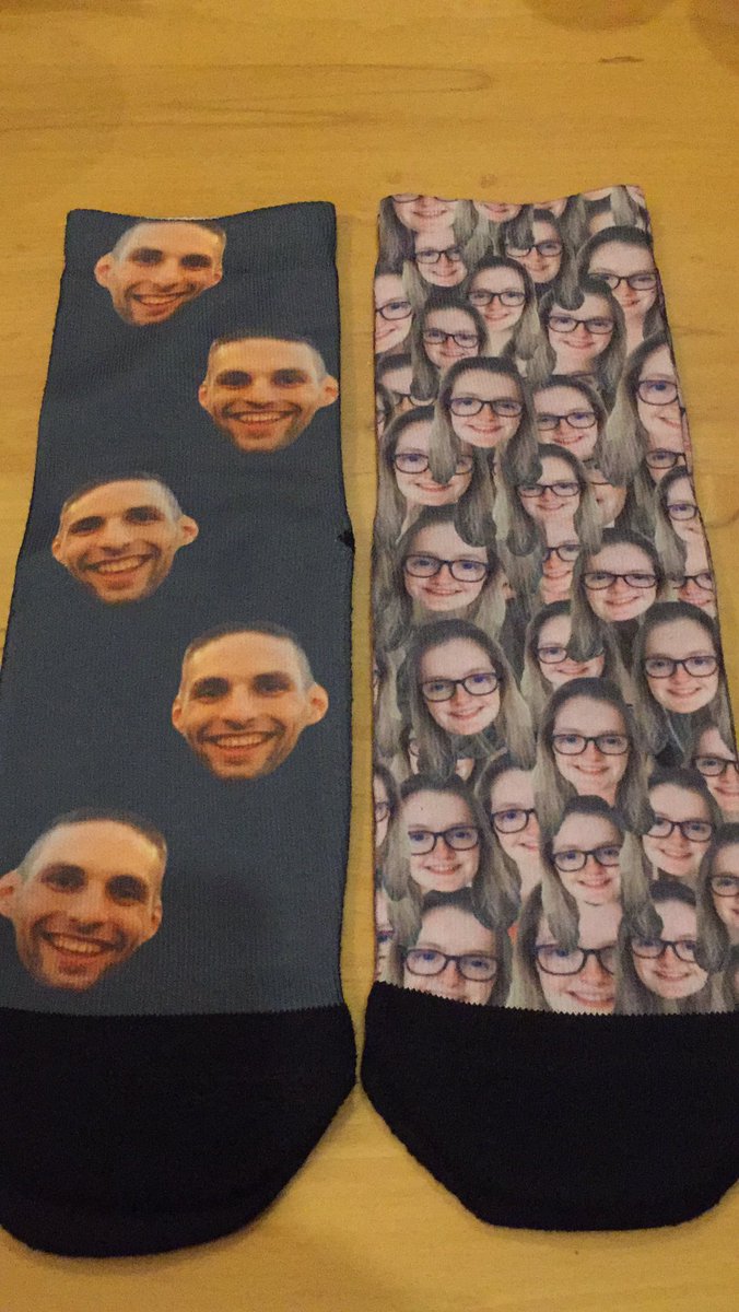 SarahaHennessy's tweet photo. I ordered 2 pairs of socks with my face on them but I only got half my order,plus some other lads order ....... 😂😂🙏🏼
Can we find the owner... #retweet https://t.co/6QLQt7heda