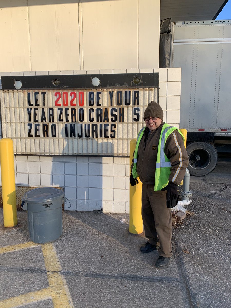 AndrewJ808's tweet photo. St Croix FSP Dave Pederson is a man of many words....that’s why he’s great w our entrance sign.  Positive messages for the group 1st thing each morning.  ⁦@chriskorba22⁩ ⁦@JohnVPeters⁩ https://t.co/HUmdLsTXaa