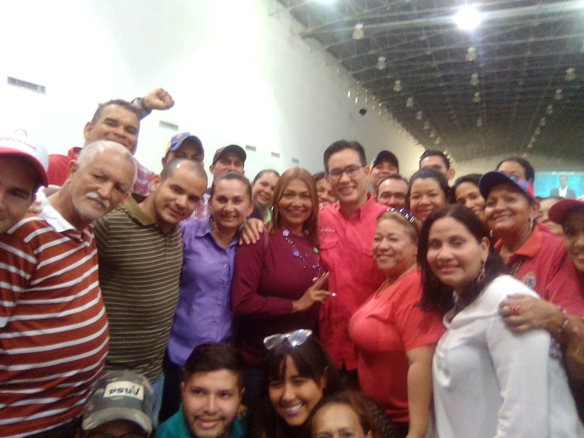 AVizcaino's tweet photo. 10.1.2020/ Desde el  Centro de Convenciones Hugo Chávez en el hotel Venetur de Margarita, la alcaldesa del municipio bolivariano Antolín del Campo, Olga Pérez de Salazar y su equipo político; acompañan el encuentro en dónde se desarrolla y consolida la Red R.A.A.S  (2020) https://t.co/98N24XkYhR