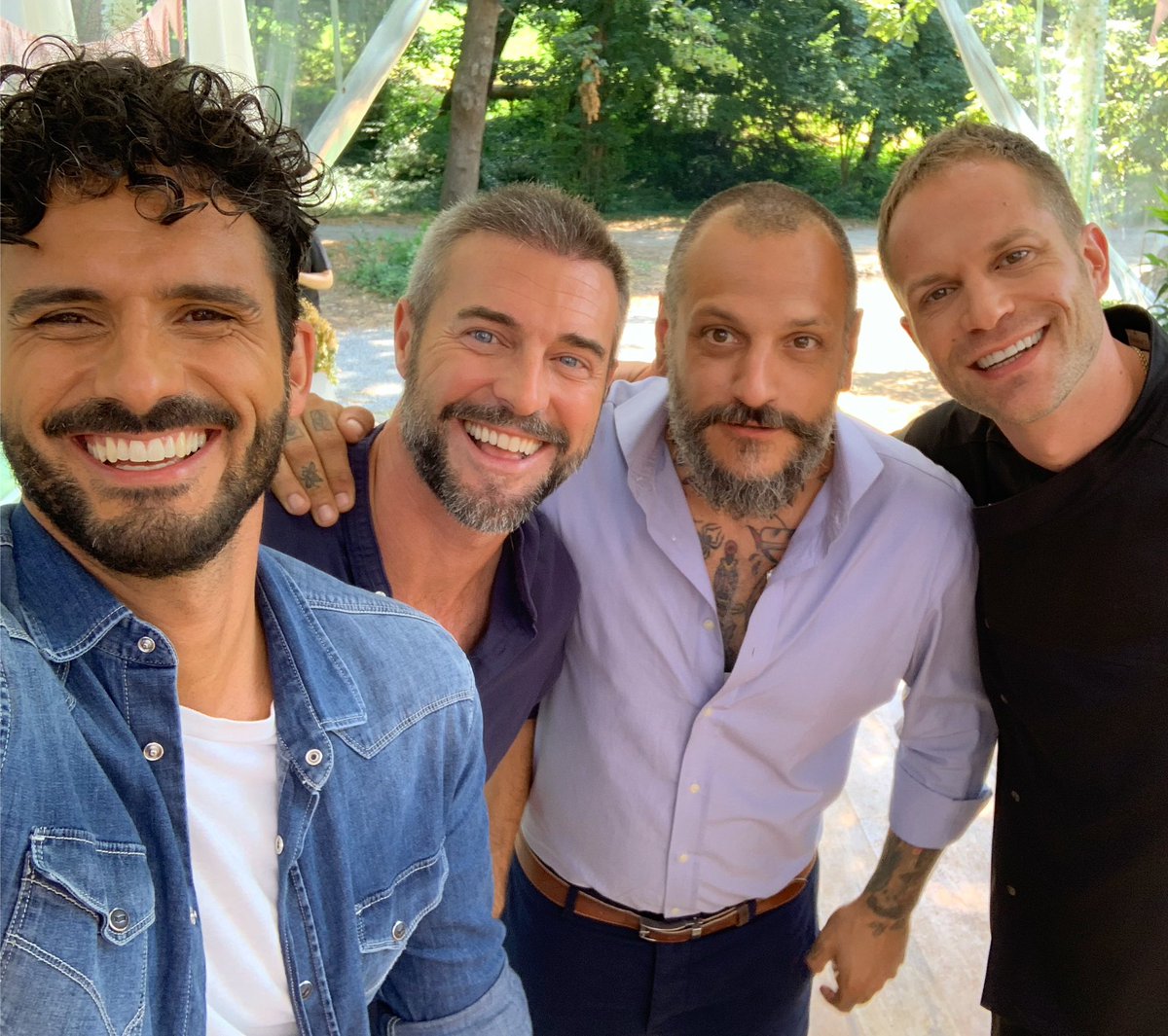 MarcoBianchiOff's tweet photo. A venerdì!!!! @flaviomontrucch @realtimetvit #bakeoffAllStarsBattle https://t.co/AS0qEPr2NE