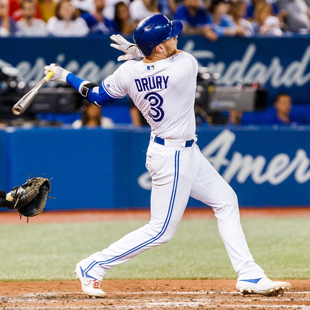 BlueJays's tweet image. OFFICIAL: We've agreed to 2020 contracts with RHP Ken Giles, RHP Matt Shoemaker and INF Brandon Drury – avoiding arbitration.

Welcome back!