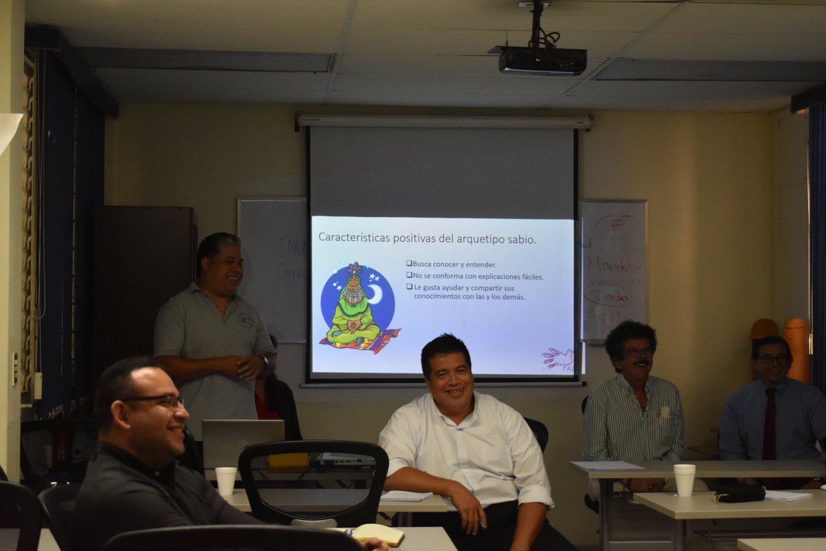 pddhMujeryfam's tweet photo. #ProcuradorDDHH Apolonio Tobar, y la Asociación de Masculinidades para la Paz y la Igualdad de Género en El Salvador @Maspazsv, impartió Diplomado de Especialización en Masculinidades “Fortalecimientos de habilidades para la Prevención de la violencia desde las Masculinidades”. https://t.co/JsRLCIjXsb