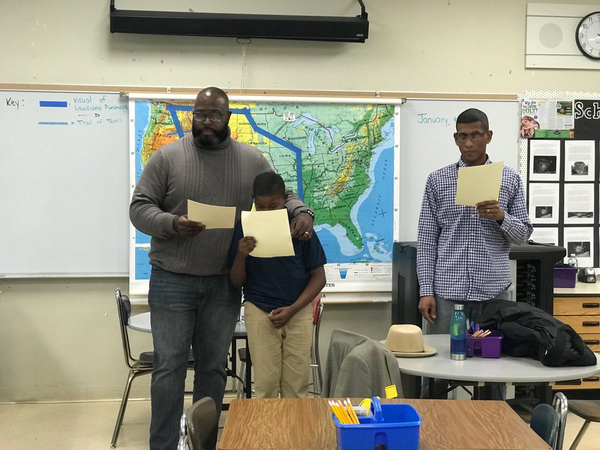 Robert L. Bailey IV Elementary tweet media
