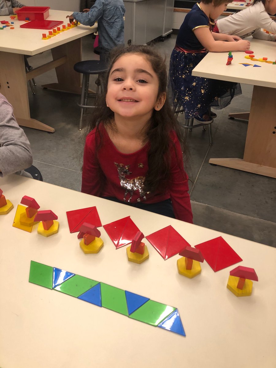 Msgibbs8's tweet image. Kindergarten artists at Welborn Elementary School are exploring shapes and creating patterns! #buildup #buildout #buildafuture #kckpsontrack