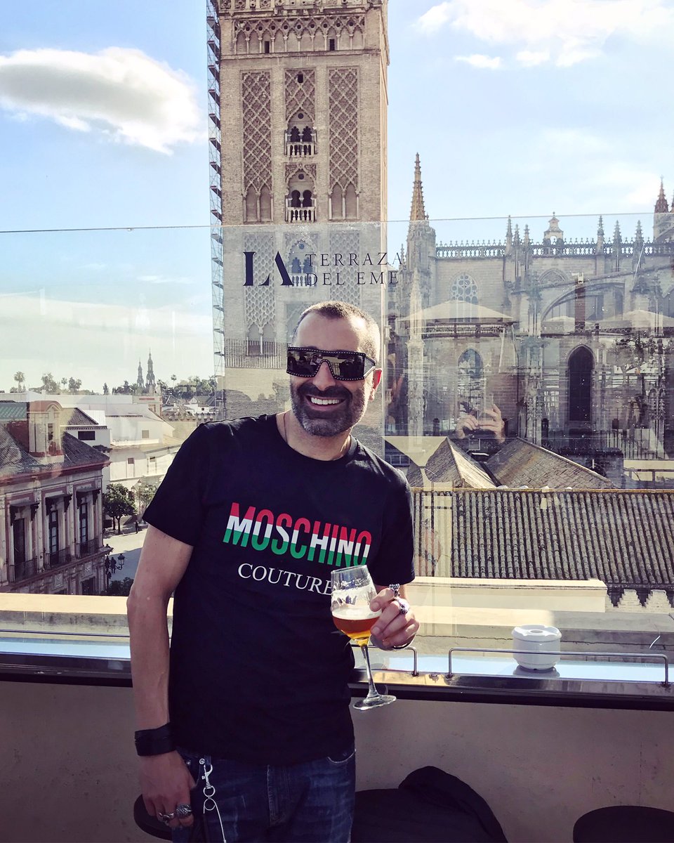 andresllompart's tweet photo. Sevilla ��🍺 @EMEcatedralrrhh #sevilla #mallorquinesporespaña #catedraldesevilla #emecatedralhotel #moschino #men #traveller #style #fashionista #laterrazadeleme https://t.co/JVluSEAj0d