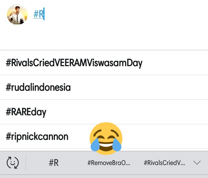 SandyTwitss's tweet photo. என்னோட போன் கீபோர்ட்டுல ஹாஷ் போட்டு ஆர் போட்டா
👇
#RemoveBraOfActorVIJAY வருது 🤣🤣
#RivalsCriedVEERAMViswasamDay https://t.co/XzZxIPkC0A