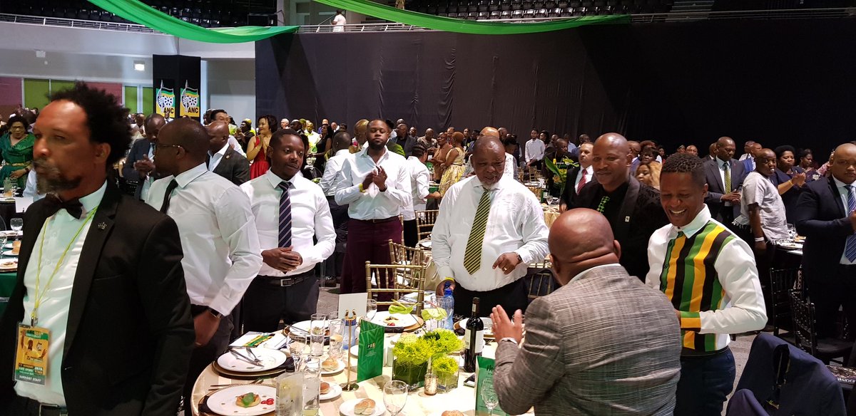 GwedeMantashe1's tweet photo. President @CyrilRamaphosa delivering a keynote address at #ANCDinner held at the Mittah Seperepere Convention Centre. The dinner precedes the #ANC108 Anniversary celebrations. https://t.co/kVrliYkTtm
