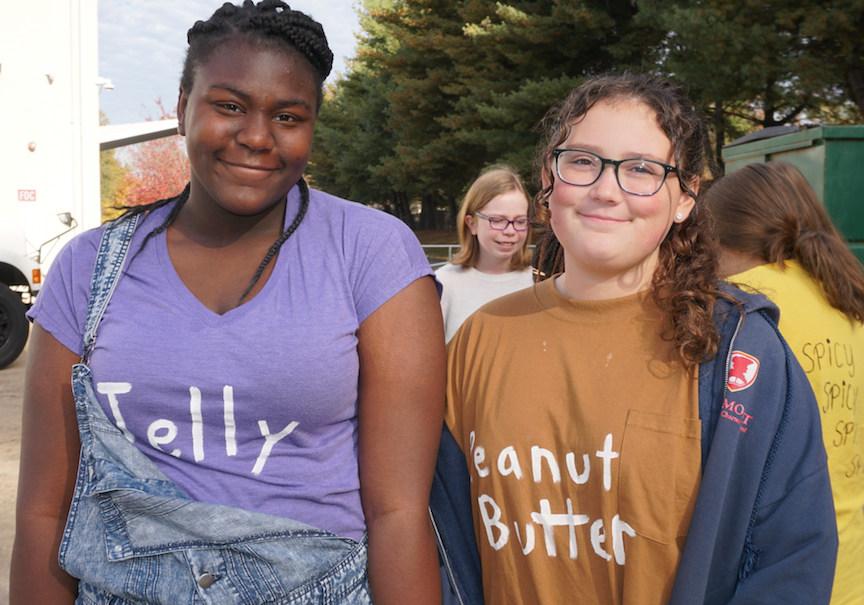 Do not forget to bring in plastic jars of peanut butter and jelly for our annual elementary and secondary campus food drive, which benefits area food banks. Thank you for your support.