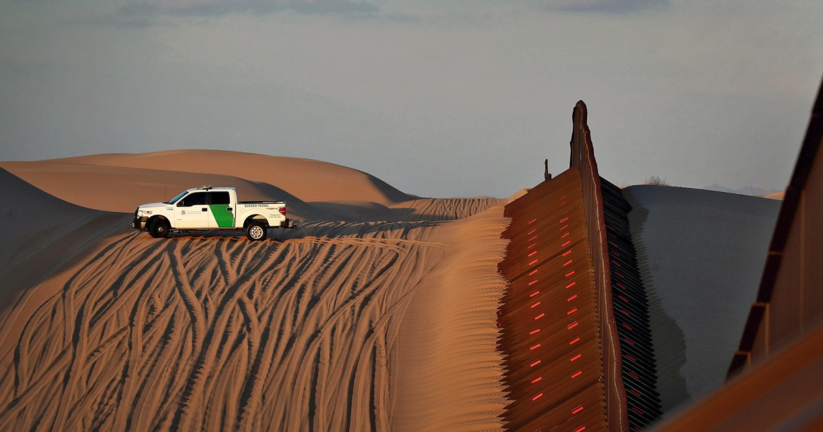 Chris_1791's tweet image. Border Patrol on alert for suspected female terrorist being smuggled to US via southern border dlvr.it/RMpNvt #News #CustomsandBorderProtection via @dcexaminer