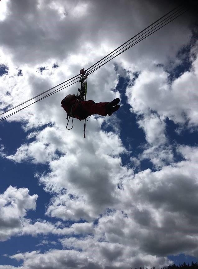 CDDFRS's tweet photo. Newton Aycliffe day crew flying into the weekend with some rope rescue training 👩‍🚒😁💪 have a good one folks! #FlyingHighFriday https://t.co/UQ4cPwjzj9