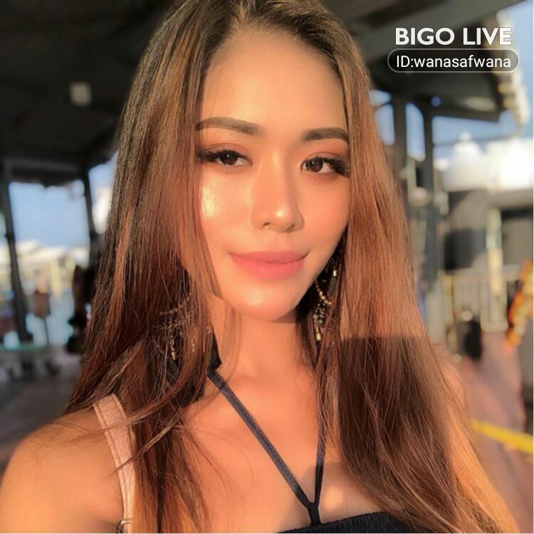 su_ein's tweet photo. Come and see 𝓦ana. 𝓝asser's LIVE in #BIGOLIVE: Meh sini jap...  
https://t.co/Es0pAtggi6 https://t.co/gqCkvIVCoP