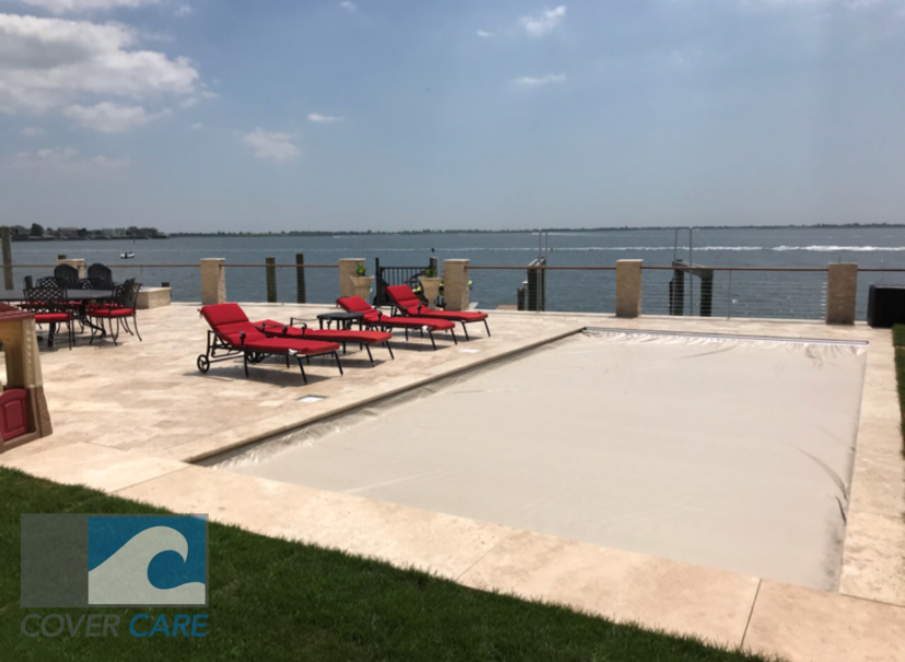 CoverCareLLC's tweet image. Gorgeous new install in New Jersey! #AutomaticPoolCover