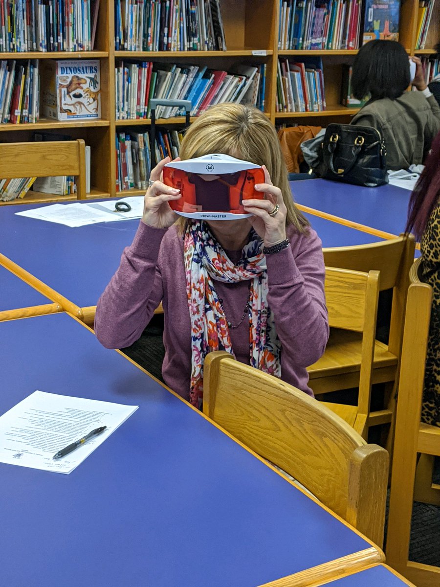 Smallblocktech's tweet image. The Brighton Bumblebees enjoyed the Tech Showcase yesterday at the faculty meeting.  Everyone was able to use the Sphero robots, OSMO, Lakeshore Learning, Lucidpress, and Google Expeditions (VR &amp;amp; AR).
@jennthomas75
@PaulMWilsonJr
@Figgster2
@JolleyLa
@ebracyPPS
@PortsVASchools
