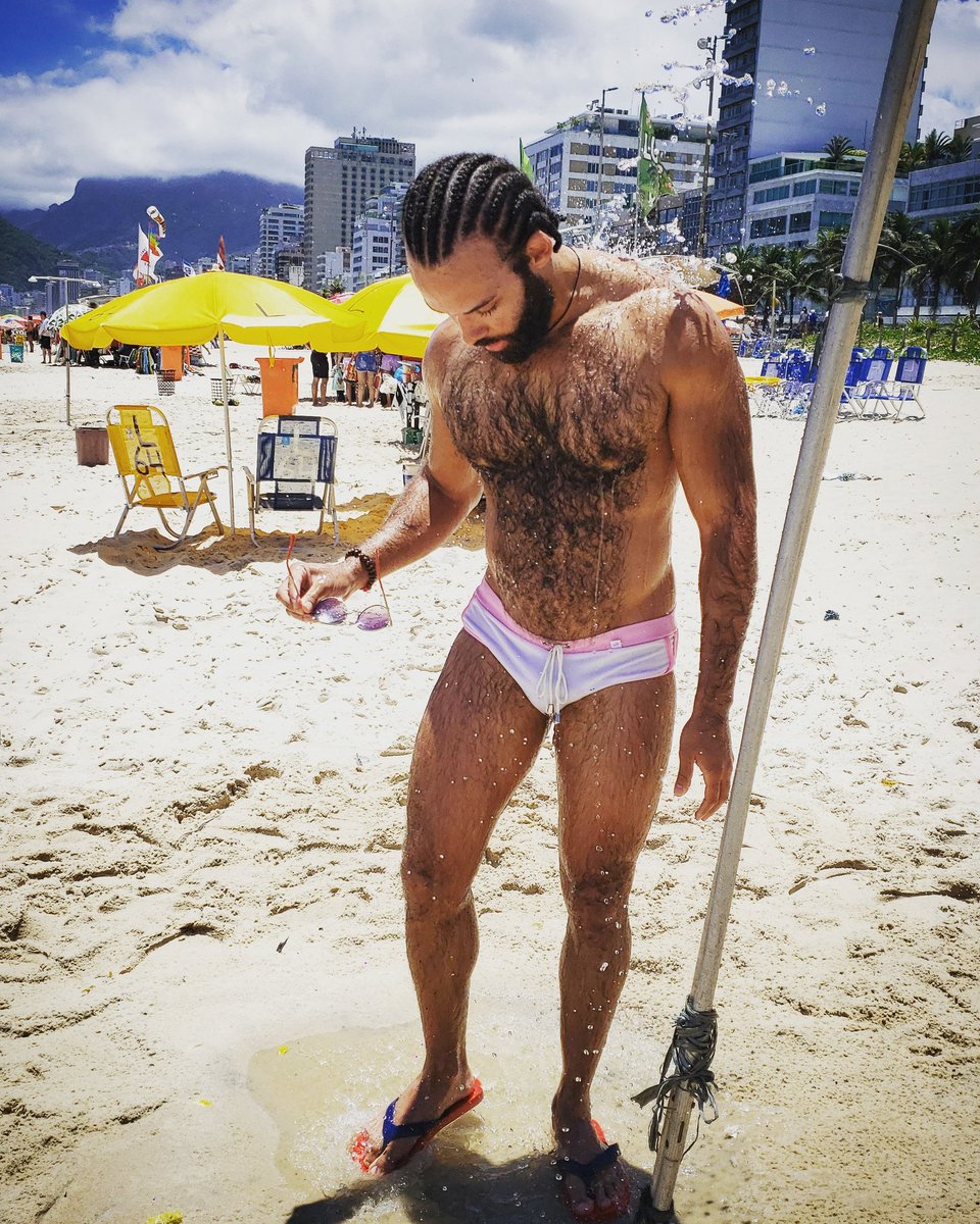 kassimabra's tweet photo. 35 °......
#barbudosepeludos #pelos #gym #bear
#lenhador #homemdebarba #peitoral #moreno #homemdeferro #souscruff
#tvsmartfit 📸💡#grande #tvsmartfittaboaodaserra #sexywoman #playa #praia #entrerios #rio #posto9 https://t.co/h7FyknEdPS