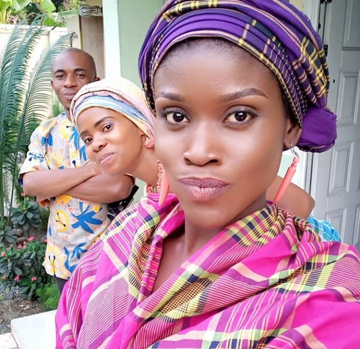 myEmyWEALTH's tweet photo. Meet JOHNDICK PERFECT @perfect72225685. She is one of our volunteers. She did #AntiLittering #AdoptALanguageForRadioChallenge in Opobo👉🏼
https://t.co/qu5FJo8s0C
She also anchored first segment of #WED2019 conf
Enjoy her version of #MyVerdantStory
#1000ManMarch #GreenHangOutPHC https://t.co/fDCbDh1kkG